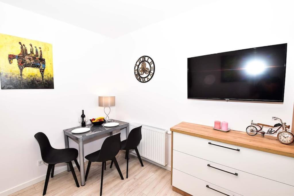 Apartment Odkryj Serce Wroclawia Breslau
